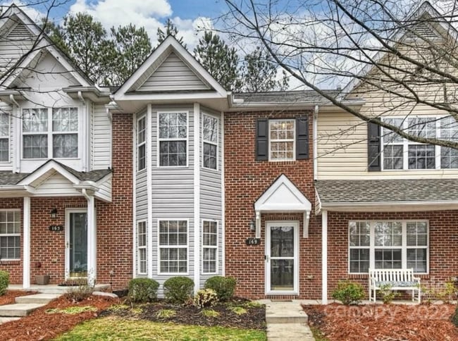Photo - 169 Marquis Ct