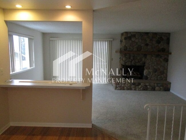 Photo - 2 Bedroom, 1.5 Bath Soundview Drive Duplex