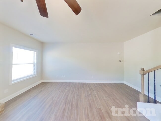 Photo - 131 Huntsman Dr