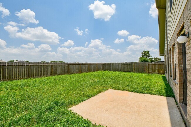 Photo - 6626 Barker Bend Ln
