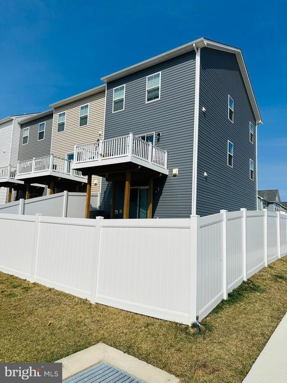 Photo - 101 Lakota St