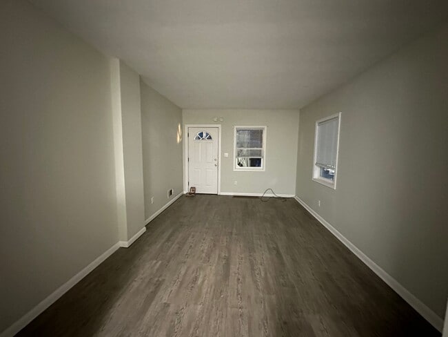 Photo - 4 1/2 Salisbury St Unit 1