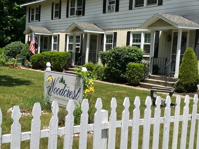 93 Woodin Rd