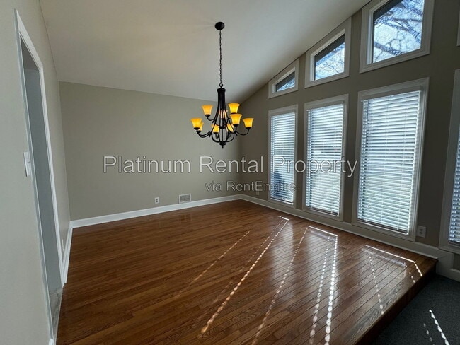 Photo - 3953 Sunflower Way NW