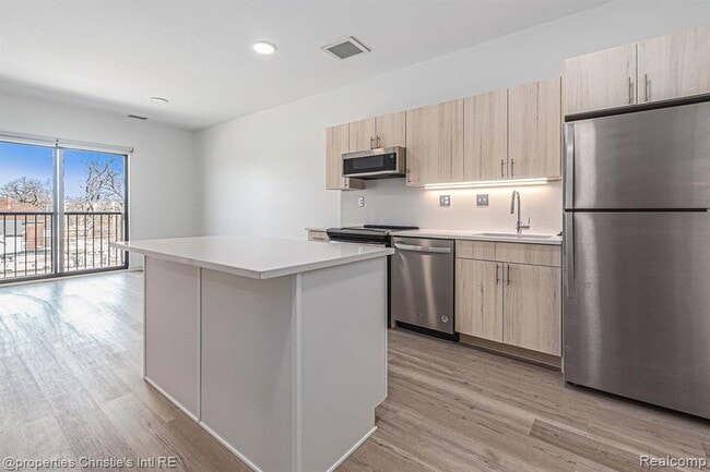 Photo - 7410 Kercheval Ave Unit 212