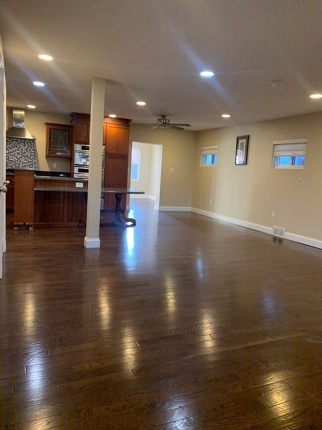 Photo - Absolutely Stunning Single Family in Bloomfield!