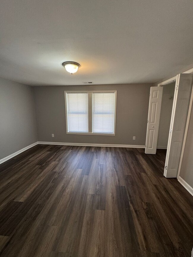 Photo - 416 Perman St SW