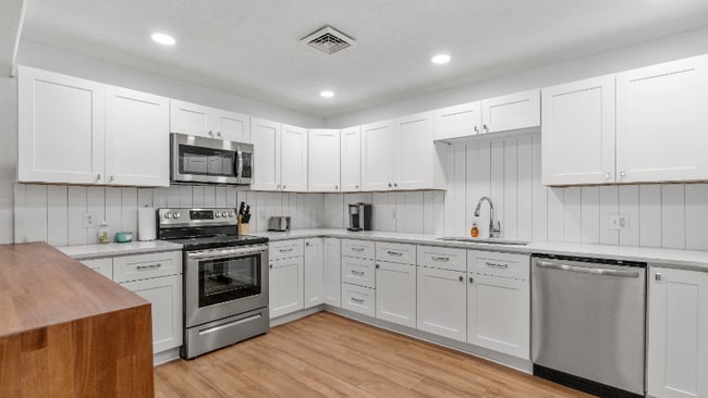 Photo - 403 11th Ave S