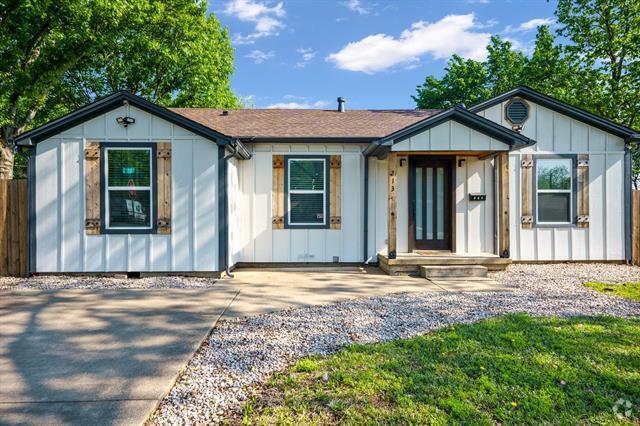 Building Photo - 213 W Avenue G Rental