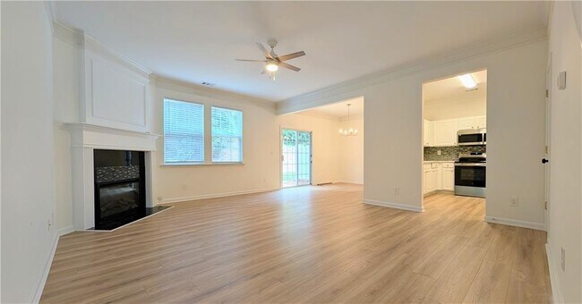 521 Windstone Trail