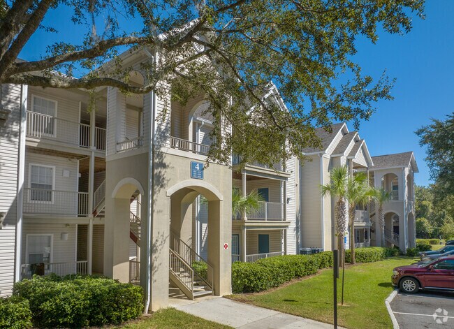 Edificio - Creekside Park