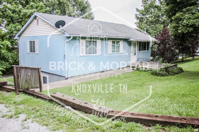 Photo - 168 Chickamauga Ave Unit #1