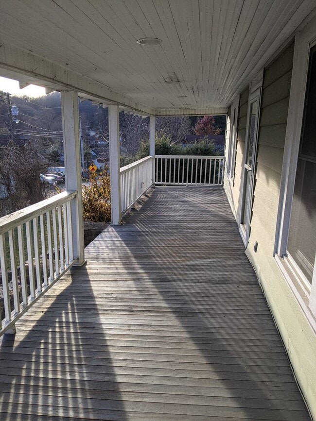 Photo - 446 Green St