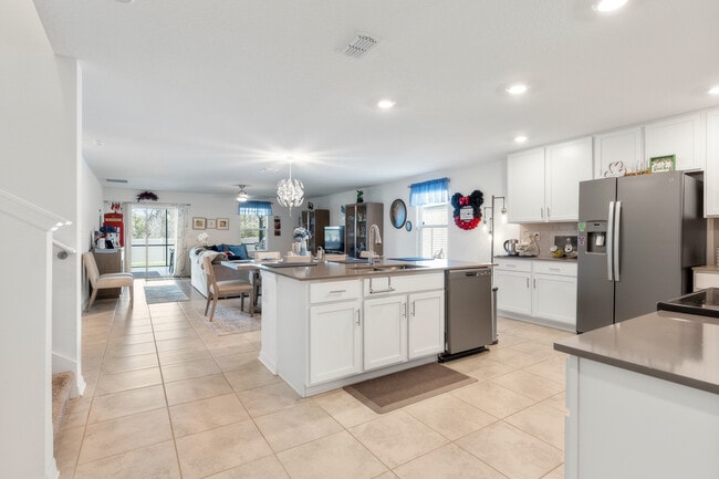 Photo - 4382 Finch Ln