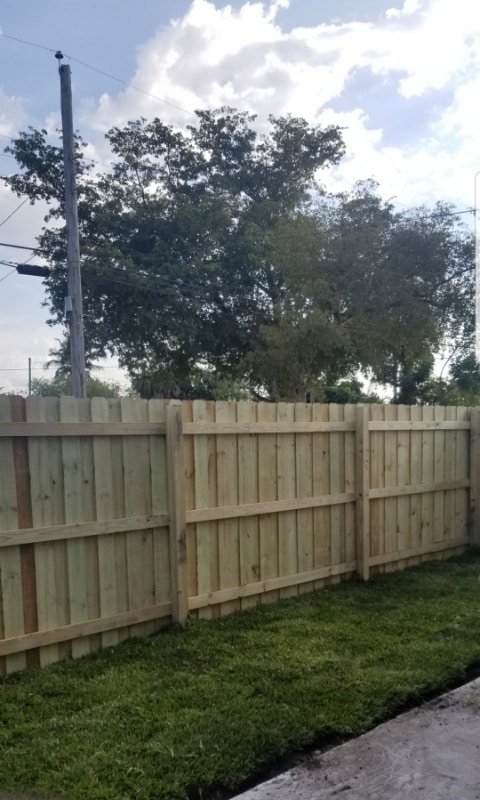 Photo - 5913 Lincoln St