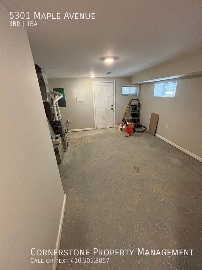 Photo - 5301 Maple Ave