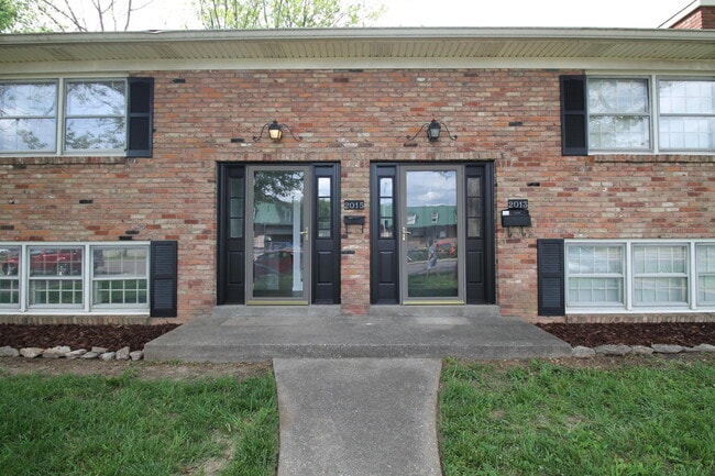 Photo - 2015 Garden Springs Dr