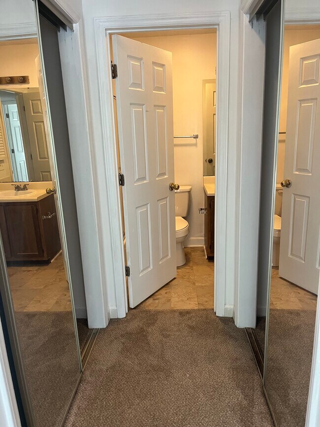 McIver Square Apartments: NEAR UNCG