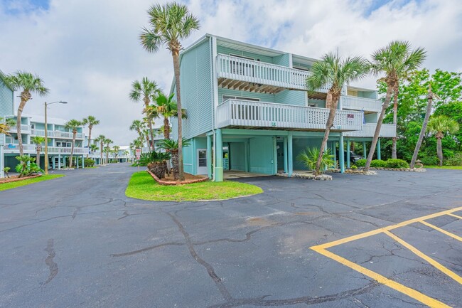 Building Photo - 8522 Gulf Blvd