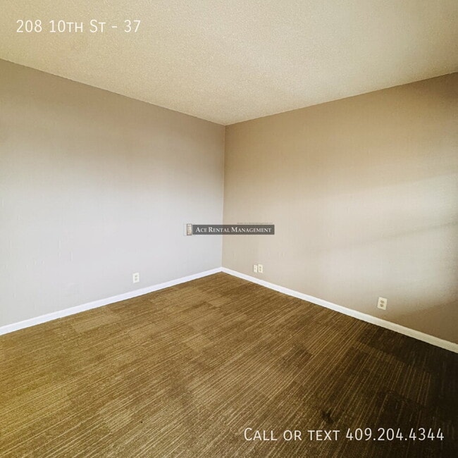 Photo - 208 S 10th St Unit 37