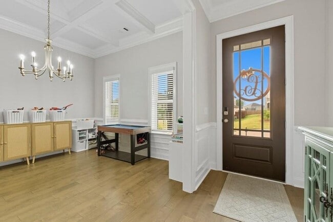 Photo - Exceptional Home in Donahue Ridge!