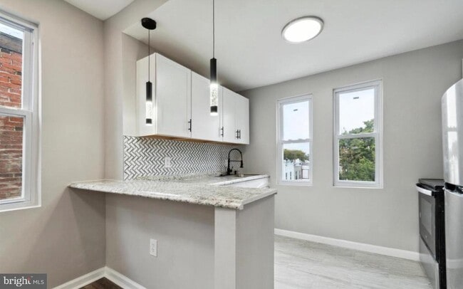 Building Photo - 5912 Old York Rd Unit 3RD FLR