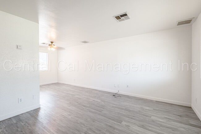 Photo - 707 Washington Ave Unit 707 Washington Ave