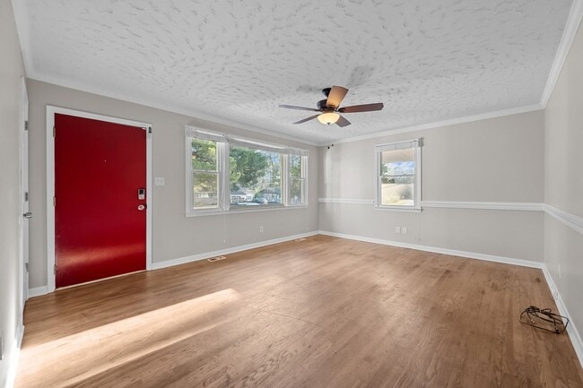 Photo - Welcome to Regalwoods!