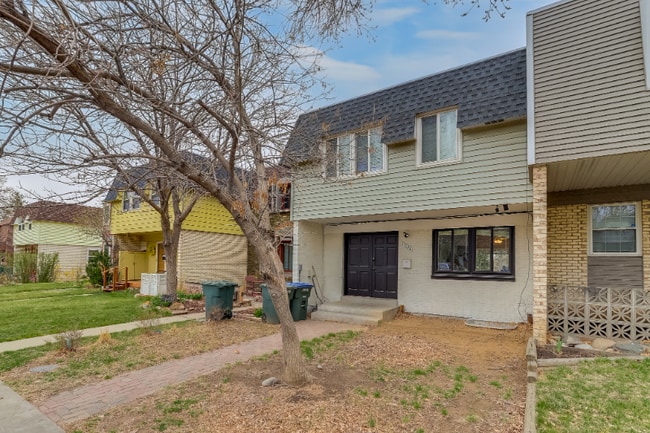 Building Photo - 11646 Lincoln St