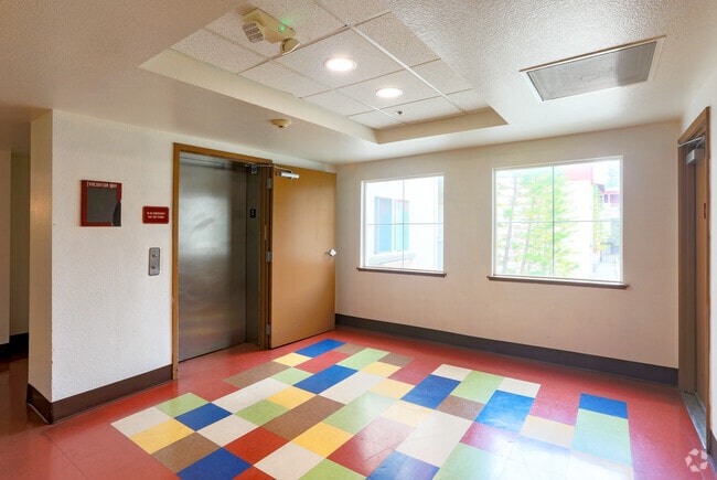 Vestíbulo - Almaden