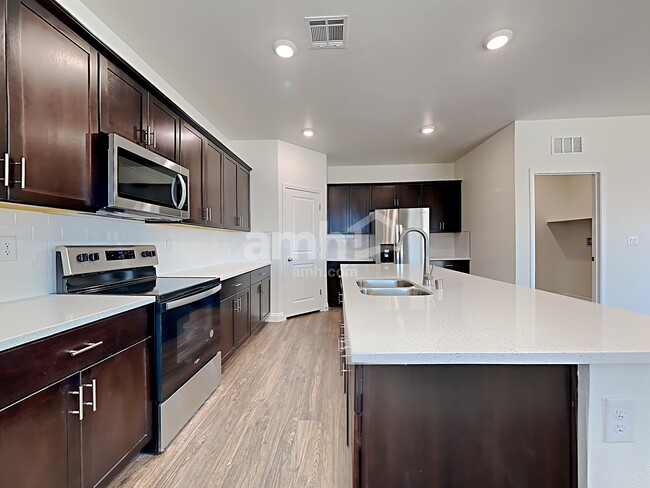 Photo - 5624 Blue Wonder St