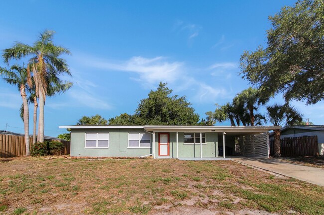 Building Photo - Venice Gardens Annual Home for Rent