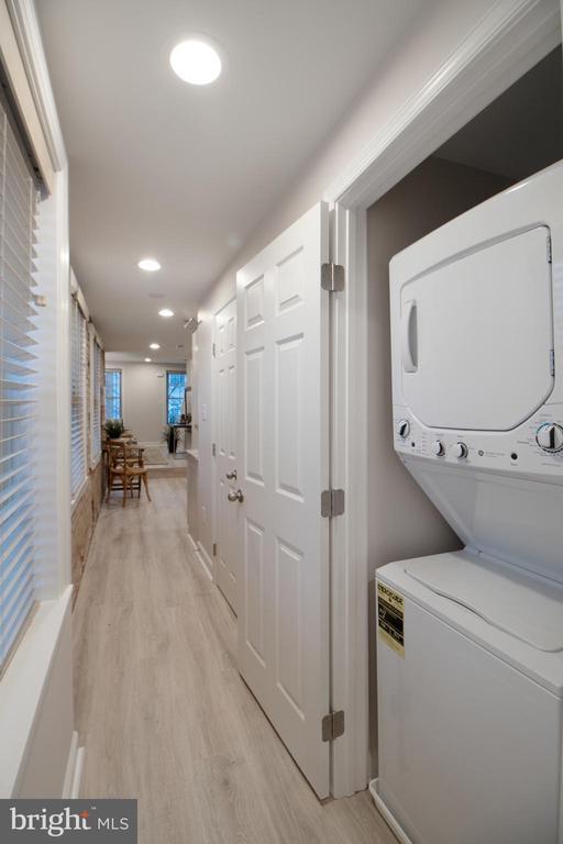 Photo - 343 Scott St