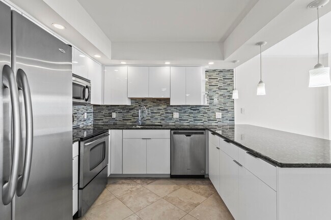 Photo - 2801 NE 183rd St Unit W1603