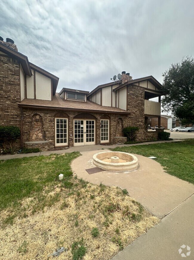 Building Photo - 804 Laurelwood Dr Unit 3 Rental