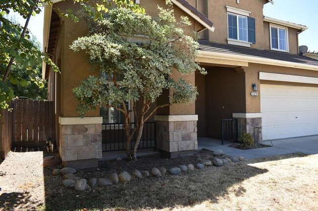 Photo - 4670 Tolman Way