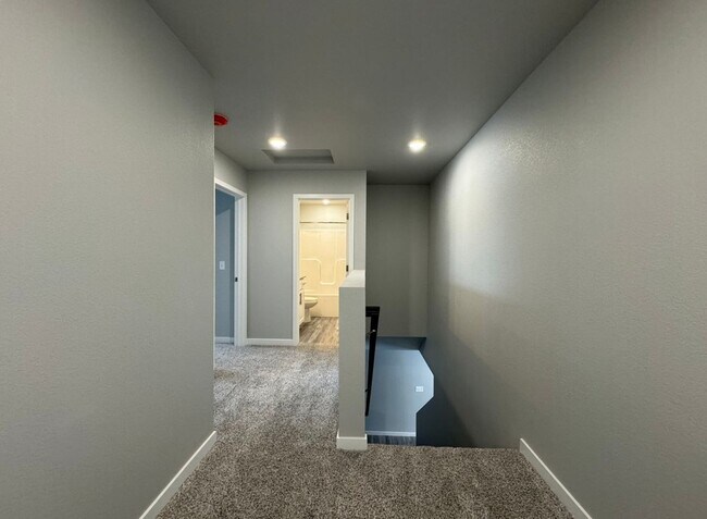 Photo - 3-Bedroom|2.5 Bathroom Home