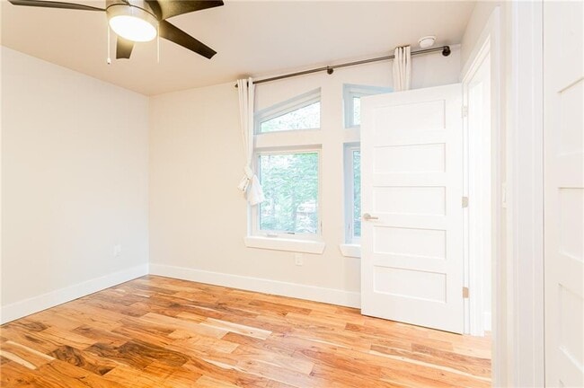 Photo - 2509 Del Curto Rd