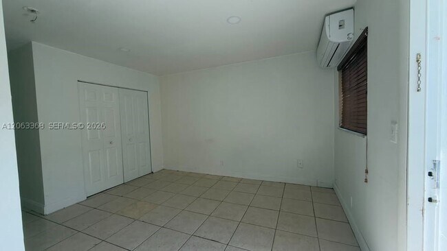 Photo - 221 NE 40th St Unit 1-3