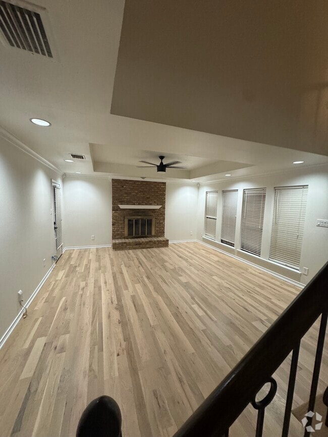 Building Photo - 3123 Bourbon Street Cir Rental