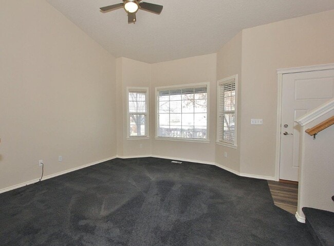 Photo - Clean home in Quiet Neighborhood