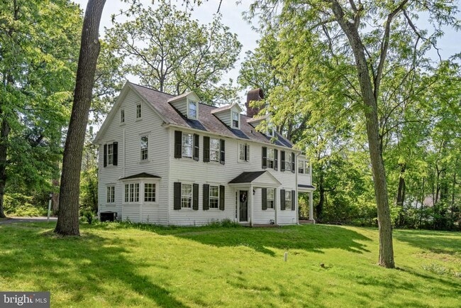 Photo - 1404 E Butler Pike
