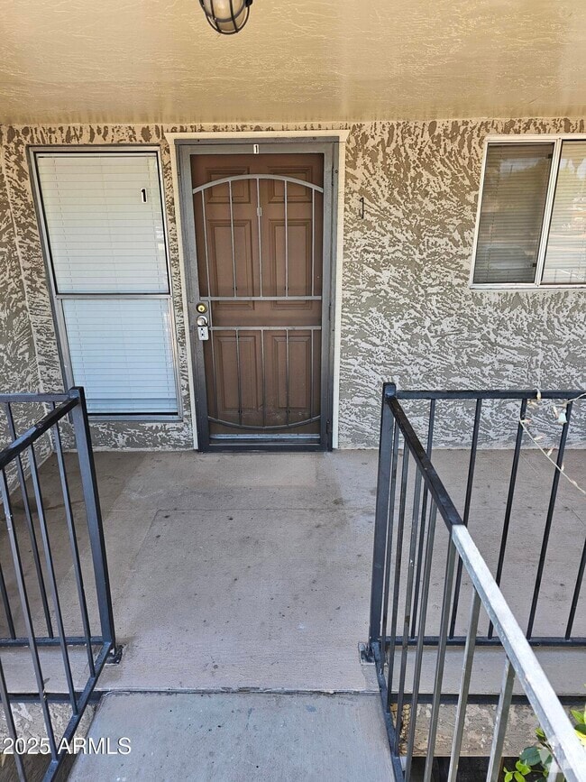 Building Photo - 1345 E Campbell Ave Unit 1 Rental