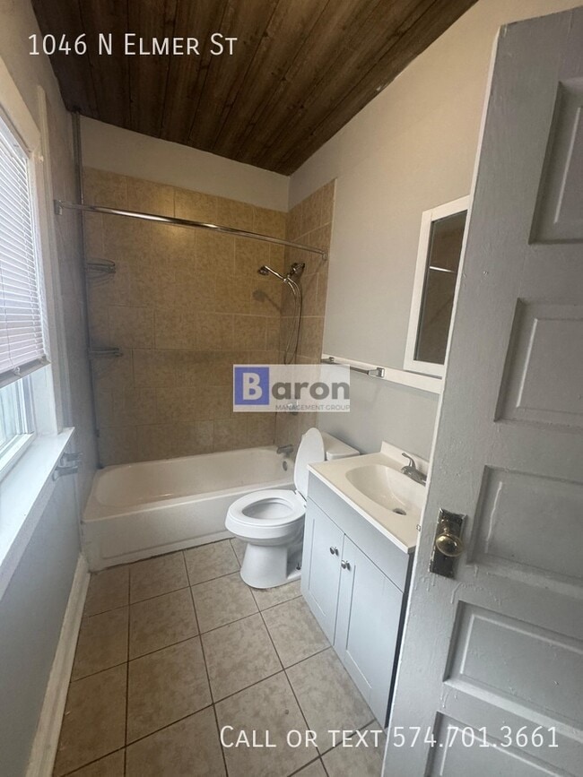 Photo - 1046 N Elmer St