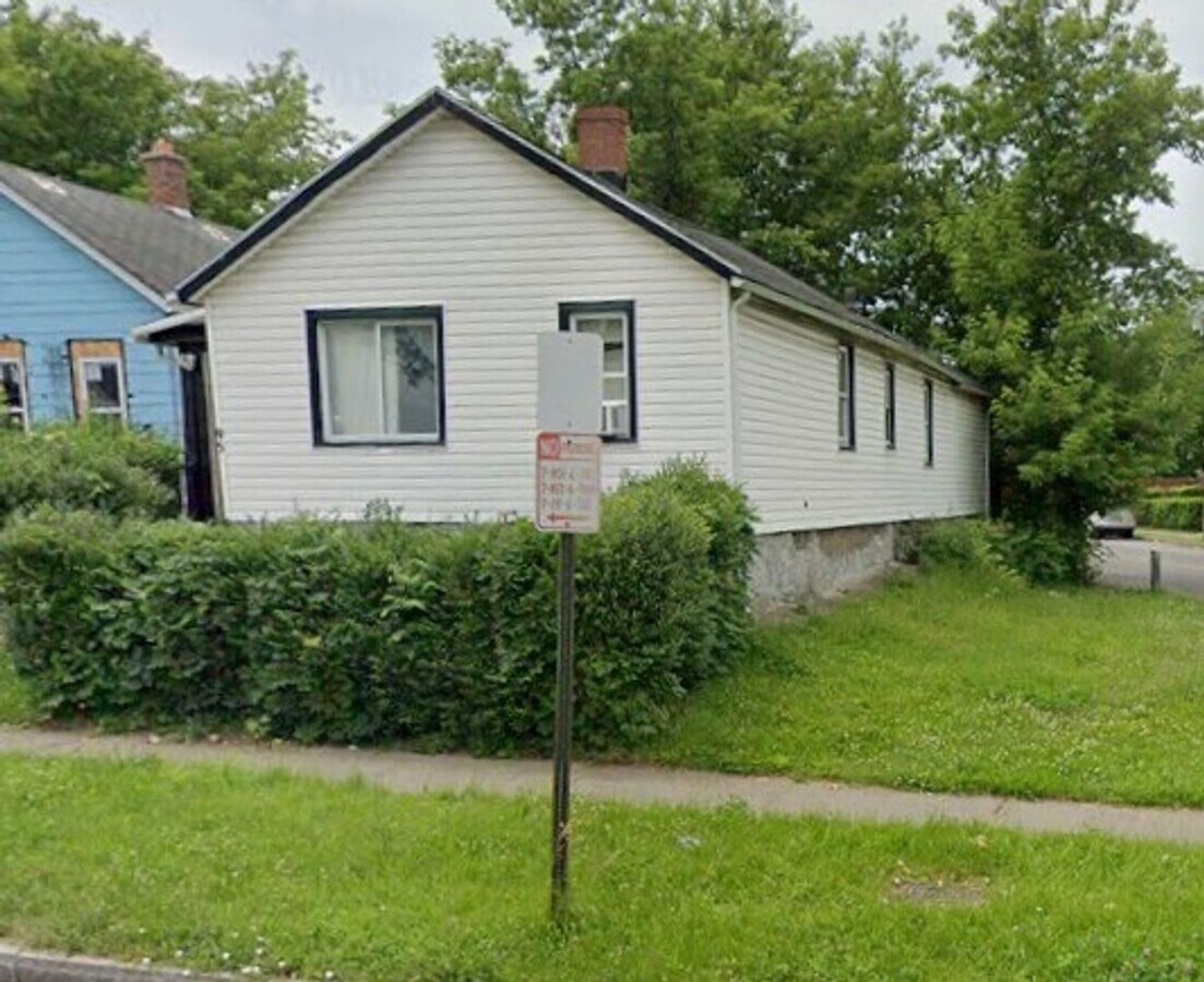 Large Single Family House Available Soon 3 Bedrooms - Large Single Family House Available Soon 3 Bedrooms