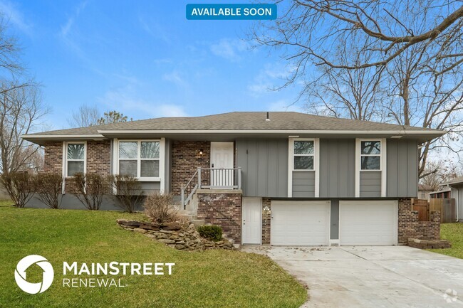 Building Photo - 417 NE Colonial Ct Rental