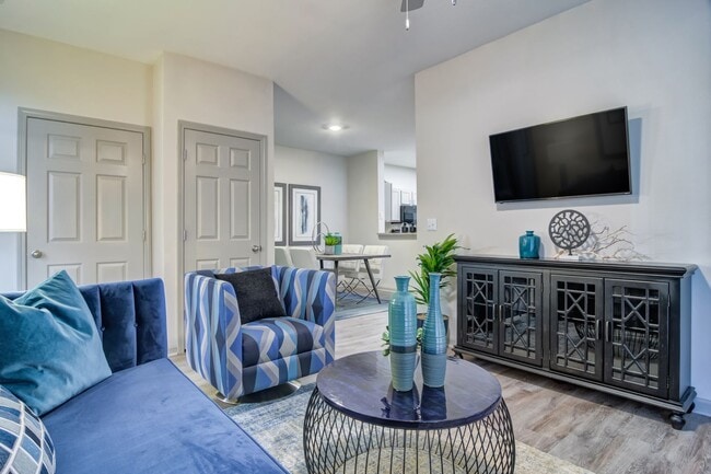 Photo - VILLAS BY THE LAKE