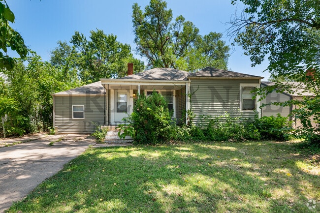 Building Photo - 2146 S Crestway St Rental