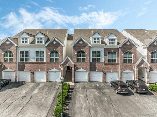 Photo - 1115 Balsam Dr