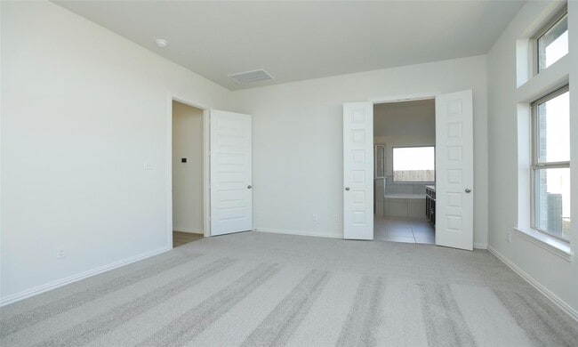 Photo - 427 Fields Forest Ln